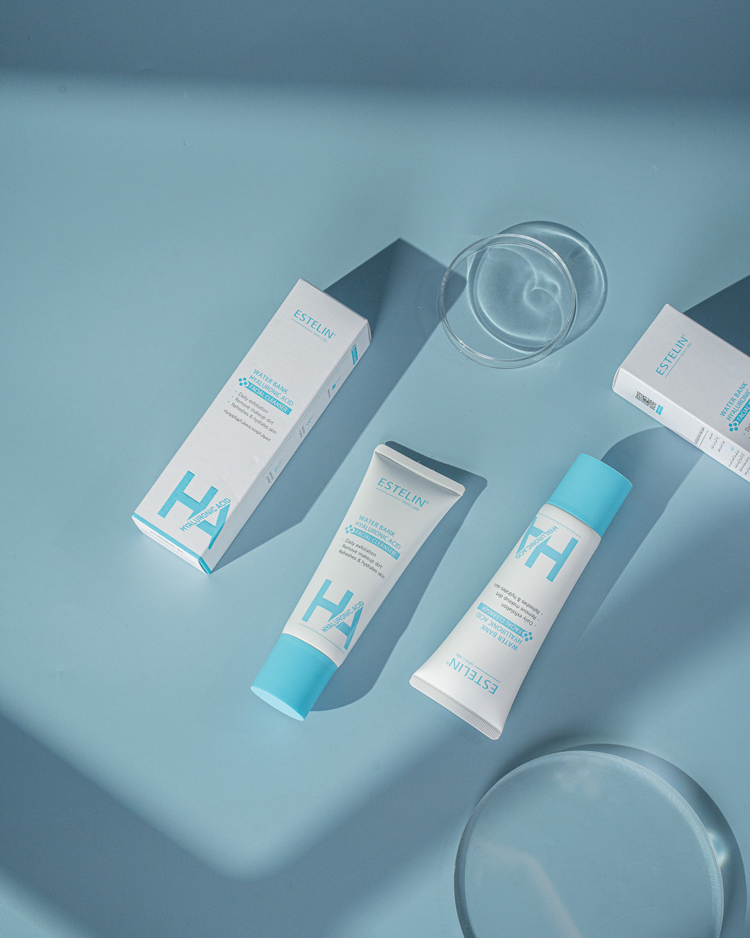 Estelin Water Bank Hyaluronic Acid Facial Cleanser – 120G